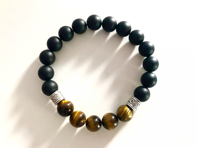onyx-tigers-silversep1 black onyx and tigers' eye bracelet
