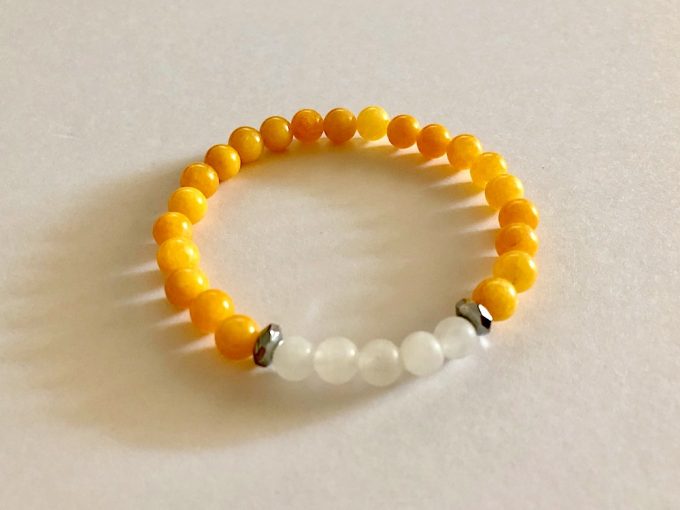yellow-white-jade6mm2