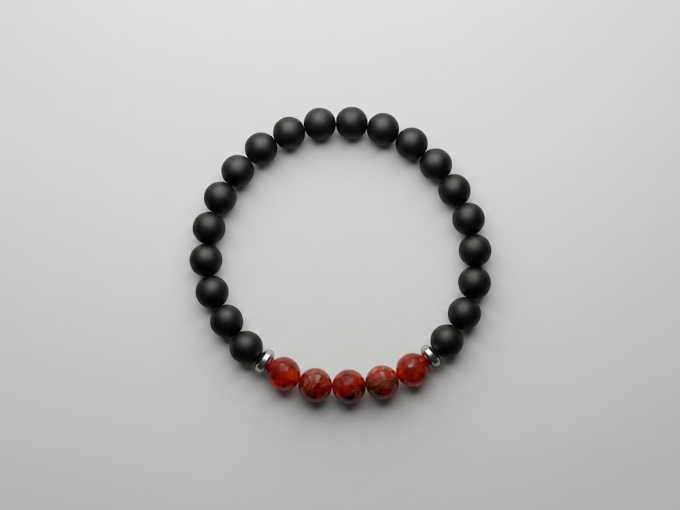 8mm-red-quartzite-black-onyx-silver-hematite-bracelet