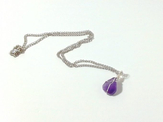 amethyst-teardrop-necklace-silver